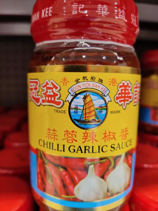 kywk-chilli-garlic-sauce