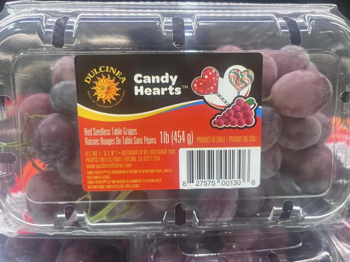 red-grapes-seedless-box